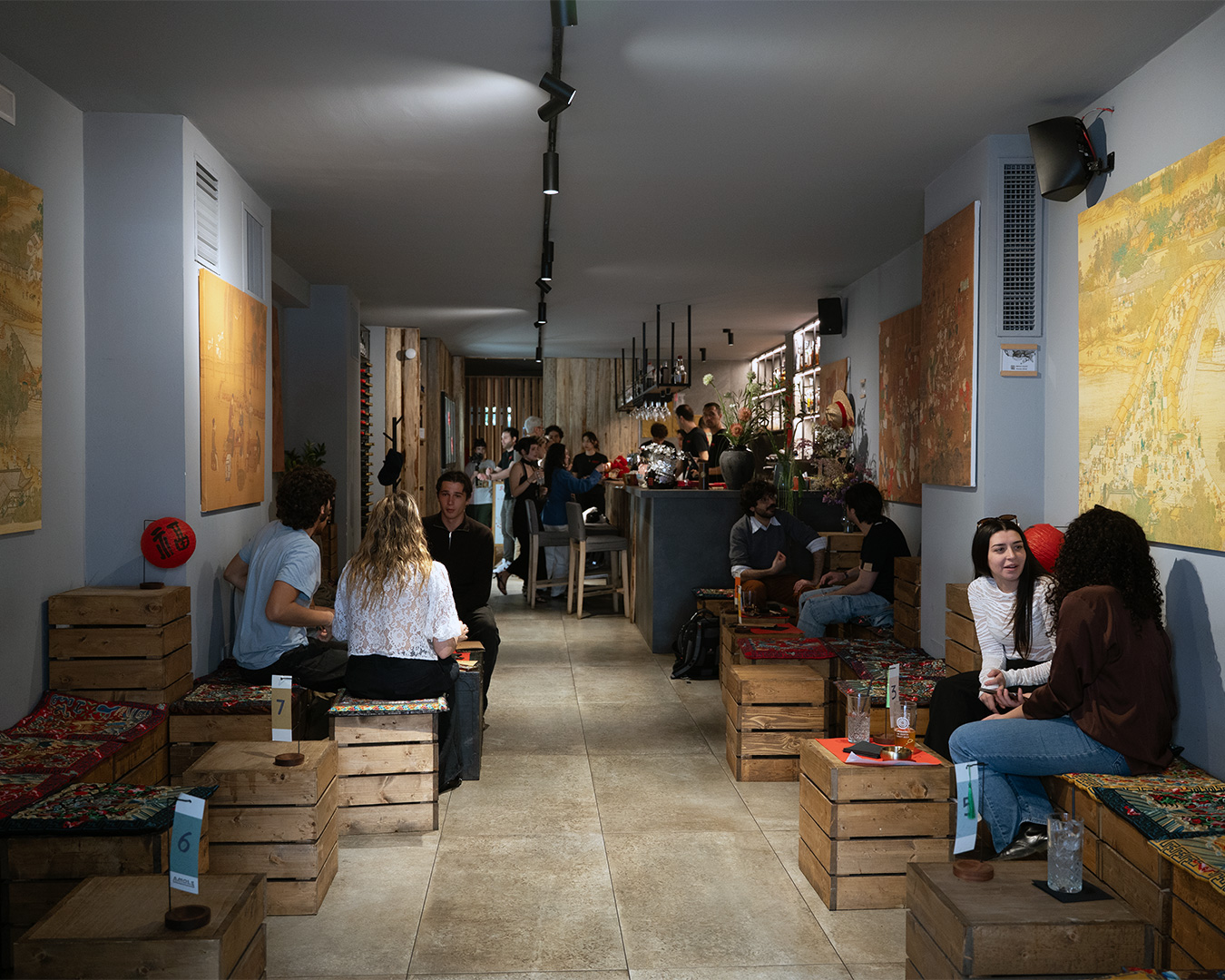 Cocktail bar